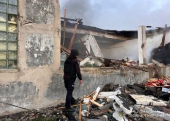 З початку року через російські атаки на Сумщині пошкоджено понад 3,8 тис. цивільних будівель