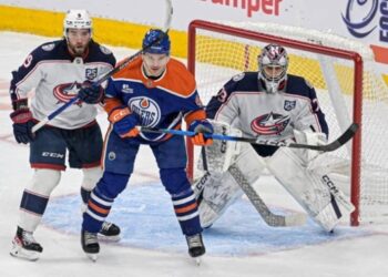 Яскрава ніч в НХЛ: Флорида перемогла Вегас