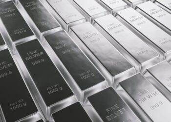 Срібло оновило рекорд після жовтневого піку