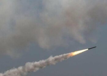 Ворог завдав ракетного удару по селу у Лебединській громаді: поранено двох жінок, – ОВА