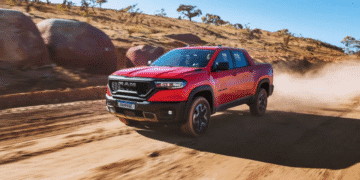 На європейський ринок вийде недорогий пікап на базі Jeep Compass (ФОТО)