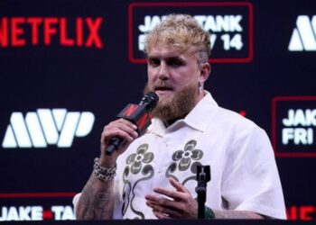 Джейк Пол прокоментував чутки про бій з Джошуа