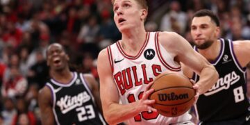 Чикаго Буллз вперше з епохи Майкла Джордана стартували з п’яти перемог поспіль у сезоні НБА