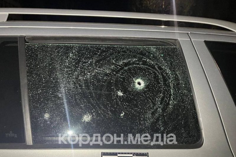 У Сумах ворожий БпЛА влучив у дорогу в Ковпаківському районі