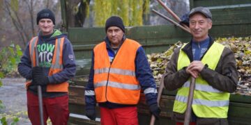 БЛАГОУСТРІЙ МІСТА У ЛИСТОПАДІ