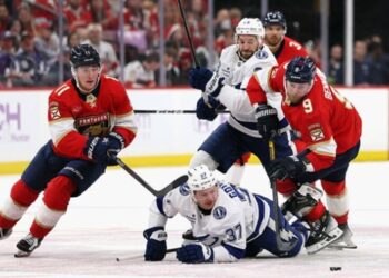 НХЛ: Флорида програла Тампі, Нью-Джерсі переміг Вашингтон