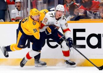 НХЛ: Вегас зазнає фіаско, Флорида долає Нешвілл