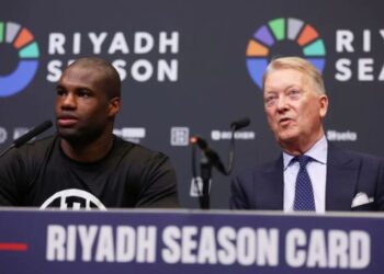 Даніель Дюбуа відмовився від претендентського бою з Френком Санчесом