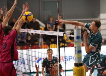 Драматична битва Епіцентра проти молодіжки та новий лідер таблиці Суперліги