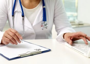 Кому з конотопців потрібно звернутися до Центру ПМСД, щоб укласти декларацію з лікарем?