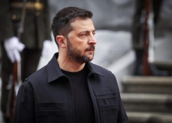 “Лукойл”, “Роснефть” і причетні до ударів дронами: Зеленський ввів нові санкції проти РФ