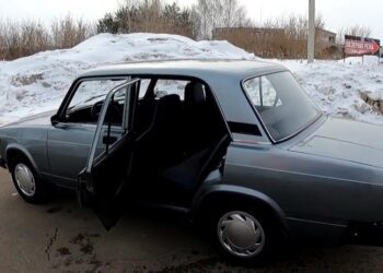 Названо автомобіль, який українці найчастіше відправляють за металолом