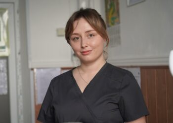 НОВЕ ПОКОЛІННЯ СПЕЦІАЛІСТІВ ОХТИРСЬКОЇ СТОМАТПОЛІКЛІНІКИ