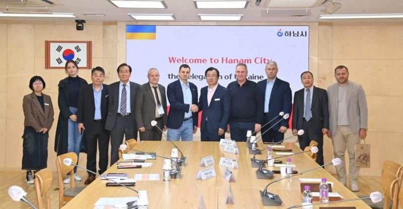 Олег Стогній у складі делегації відвідав Республіку Корея