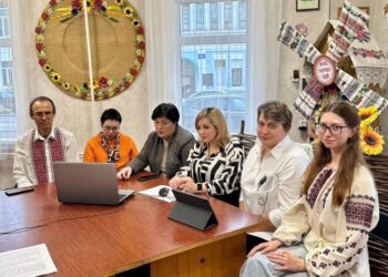 ОСВІТЯНИ ДІЛИЛИСЯ ДОСВІДОМ З КОЛЕГАМИ ПІД ЧАС ТЕЛЕМОСТУ