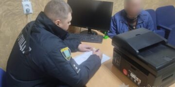 Планував збути кілограм наркотиків: конотопські поліцейські затримали наркодилера