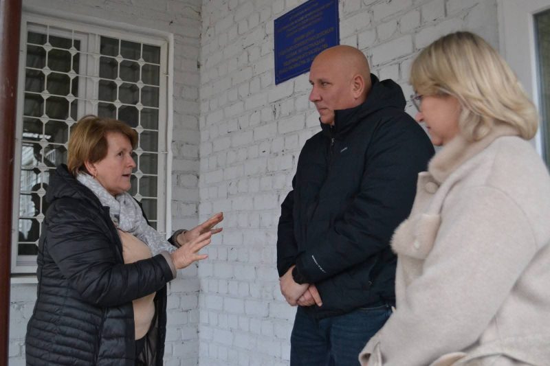 Спільнота зі Швеції передала дітям ветеранів Шосткинщини ноутбуки