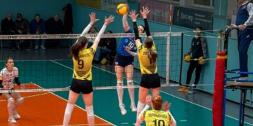 Суперліга з волейболу. Жінки. Матчі 2 листопада. Дивитись онлайн LIVE