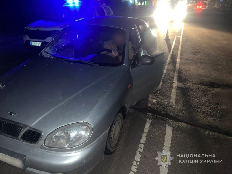 У Конотопі 67-річний водій збив 75-річну жінку