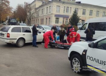 У Конотопі під колеса автівки потрапив велосипедист