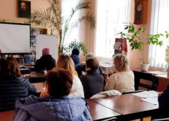 У Конотопі тривають безкоштовні заняття «Англійська мова у бібліотеці»