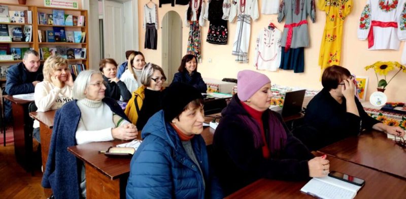 У Конотопі тривають безкоштовні заняття «Англійська мова у бібліотеці»