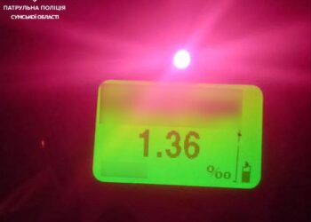 У Сумах патрульні вночі зупинили двох п’яних водіїв з однаковими показниками алкоголю в крові