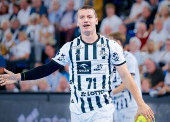 ВІДЕО. Перекинув ногами. Фол сезону в німецькій гандбольній Бундеслізі