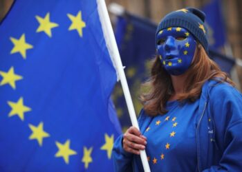 Відмова від “репараційного кредиту” для України коштуватиме ЄС дуже дорого, – FT