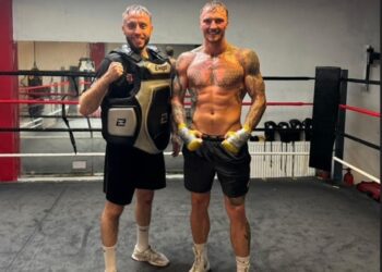 Зак Паркер: “Залишаюся в напівважковаговиках заради боїв з Біволом і Бетербієвим”