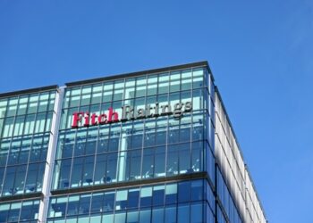 Fitch підвищив кредитний рейтинг України