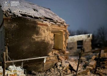 Росіяни вдарили КАБами по Бездрицькій громаді: поранено 60-річного чоловіка