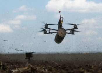 На Сумщині ворожий дрон атакував чоловіка, який їхав на велосипеді