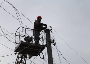 Атака РФ: три області майже повністю знеструмлені