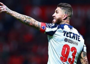 Клуб із Франції розпочав переговори з легендою Реалу