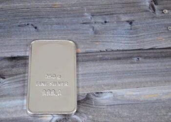 Срібло сягнуло нового максимуму у $80