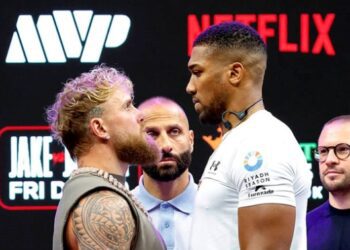 Став доступний трейлер бою Пол – Джошуа