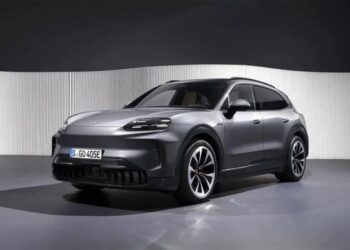 Представлено новий електричний Porsche Cayenne (ФОТО)