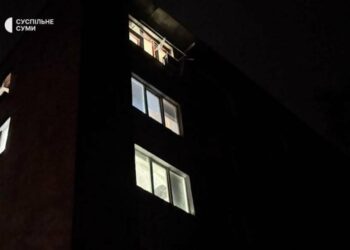 Через атаку БпЛА у Сумах поранено чоловіка: його перебуває в стані середньої тяжкості