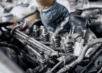 Чим урівноважений двигун відрізняється від самоурівноваженого