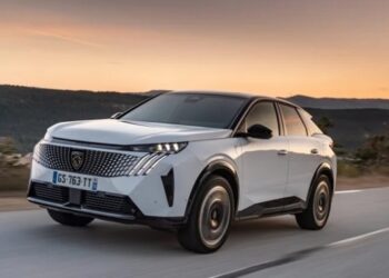 Peugeot відкликає майже 100 тисяч кросоверів 3008 і 5008