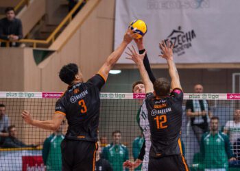 Барком-Кажани поступились у матчі ПлюсЛіги за крок від тай-брейку