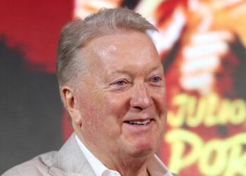 Промоутер пояснив рішення Усика не битися з Вордлі