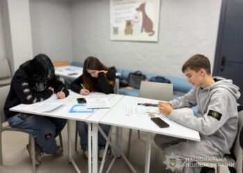 Безпека, довіра та діалог у шкільному середовищі: поліція проводить профілактичні заходи на Роменщині