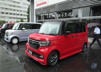 ЄС планує ввести новий клас компактних і дешевих електрокарів – ЗМІ