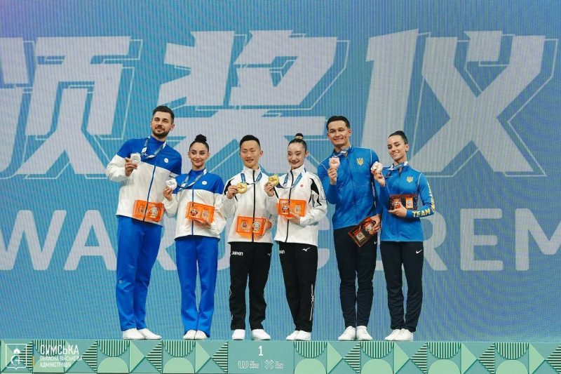 Спортсмени Сумщини вибороли історичну бронзу на Всесвітніх іграх у Ченду: голова ОВА вручив іменні сертифікати на одноразову підтримку