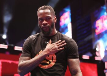 Деонтей Вайлдер готовий побитися з Гассієвим: “Це буде приголомшливий бій”
