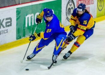 Українські хокеїсти перемогли румунів, але завтра буде ще одна зустріч