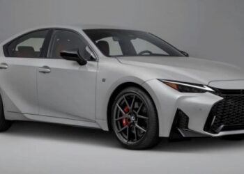 Названо найнадійніший седан Lexus у 2026 році (ФОТО)