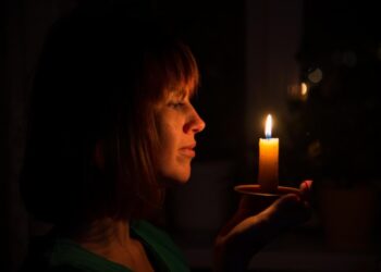 Графіки відключень на 31 грудня: коли не буде світла в Україні на Новий рік